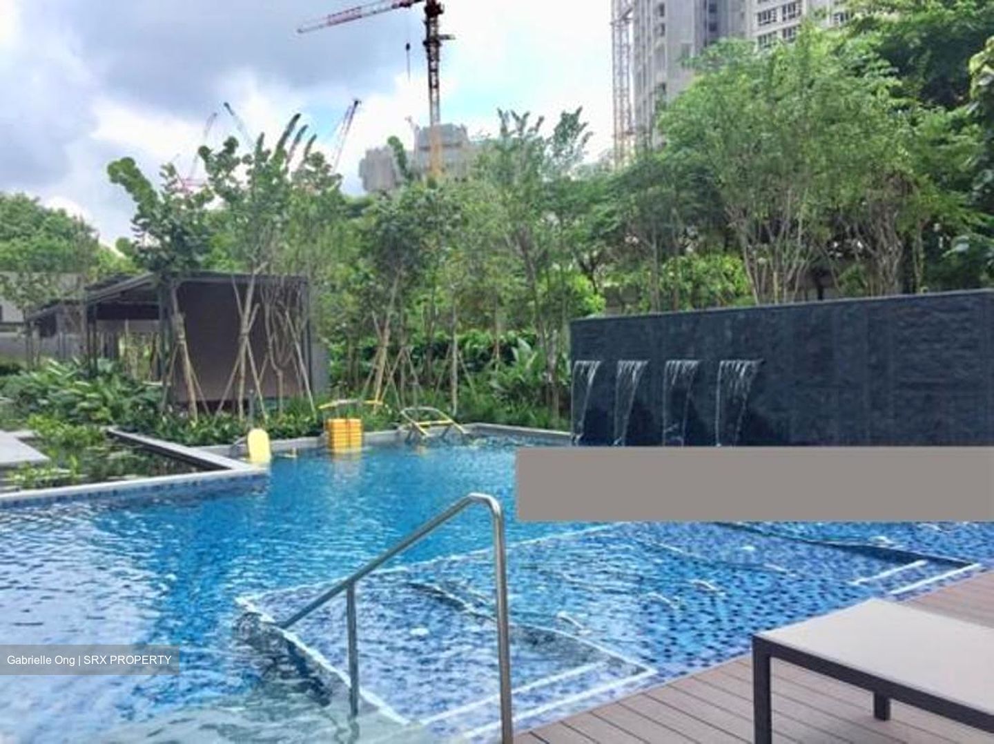 Commonwealth Towers (D3), Condominium #508206381